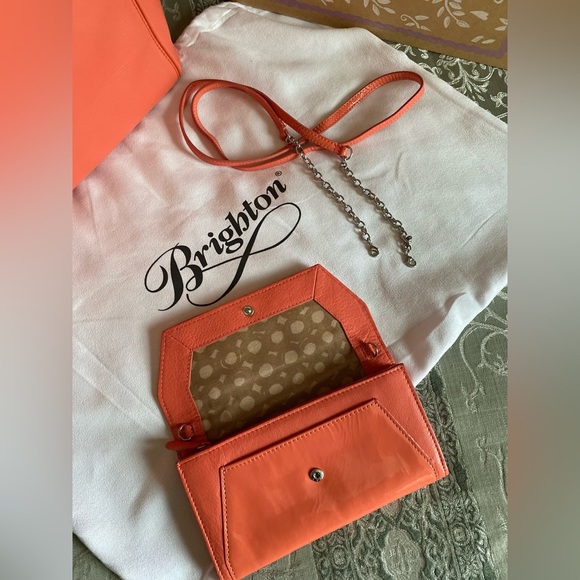 BRIGHTON 🪸CORAL🪸 💯% GENUINE LEATHER TOTE BAG & MATCHING WALLET SET 🌟EUC🌟 - Picture 11 of 16